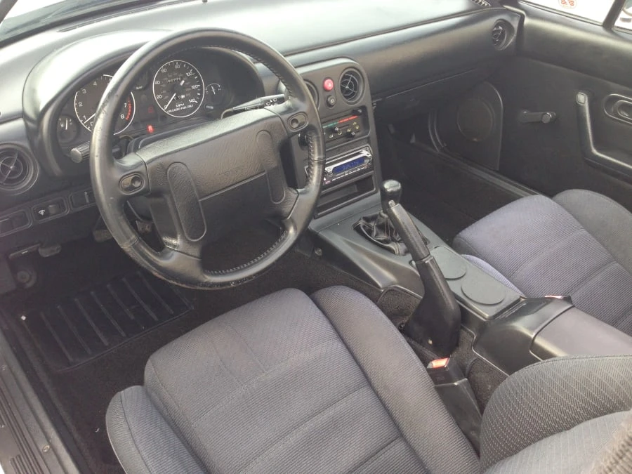 1992 Mazda NA MX-5 Miata - Image 4 of 8