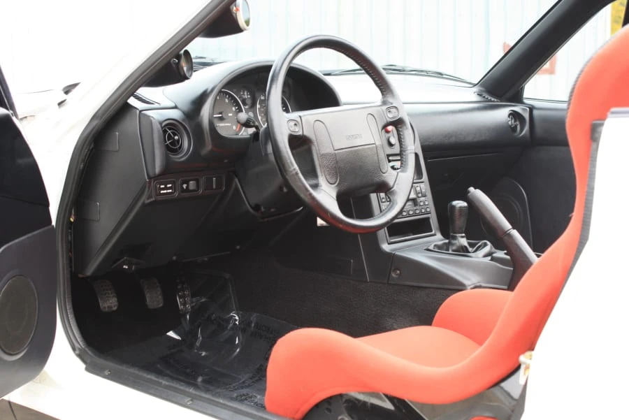 1992 Mazda NA MX-5 Miata - Image 4 of 12