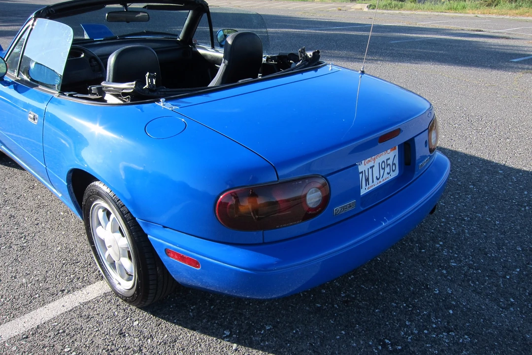 1992 Mazda NA MX-5 Miata - Image 25 of 31