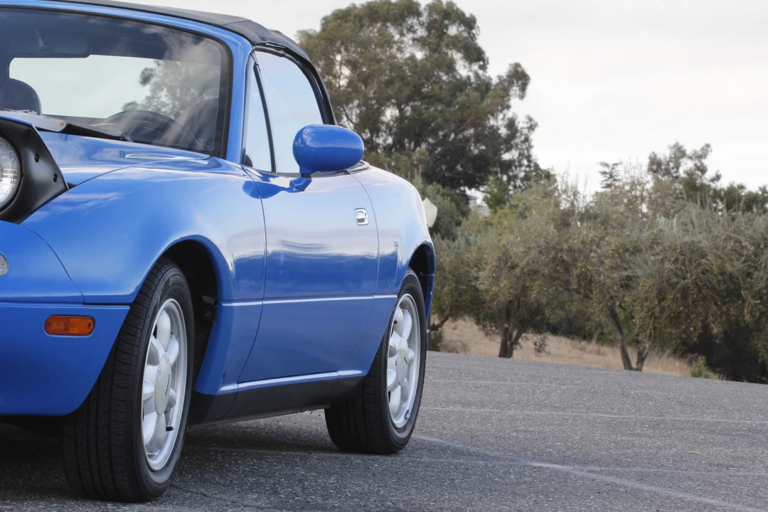 1992 Mazda NA MX-5 Miata - Image 17 of 31