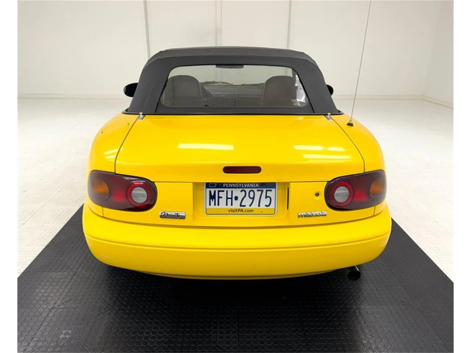 1992 Mazda NA MX-5 Miata - Image 8 of 31