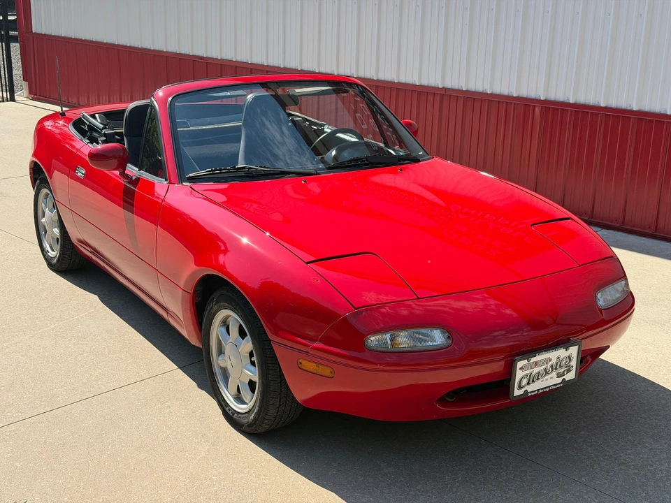 1992 Mazda NA MX-5 Miata - Image 2 of 31