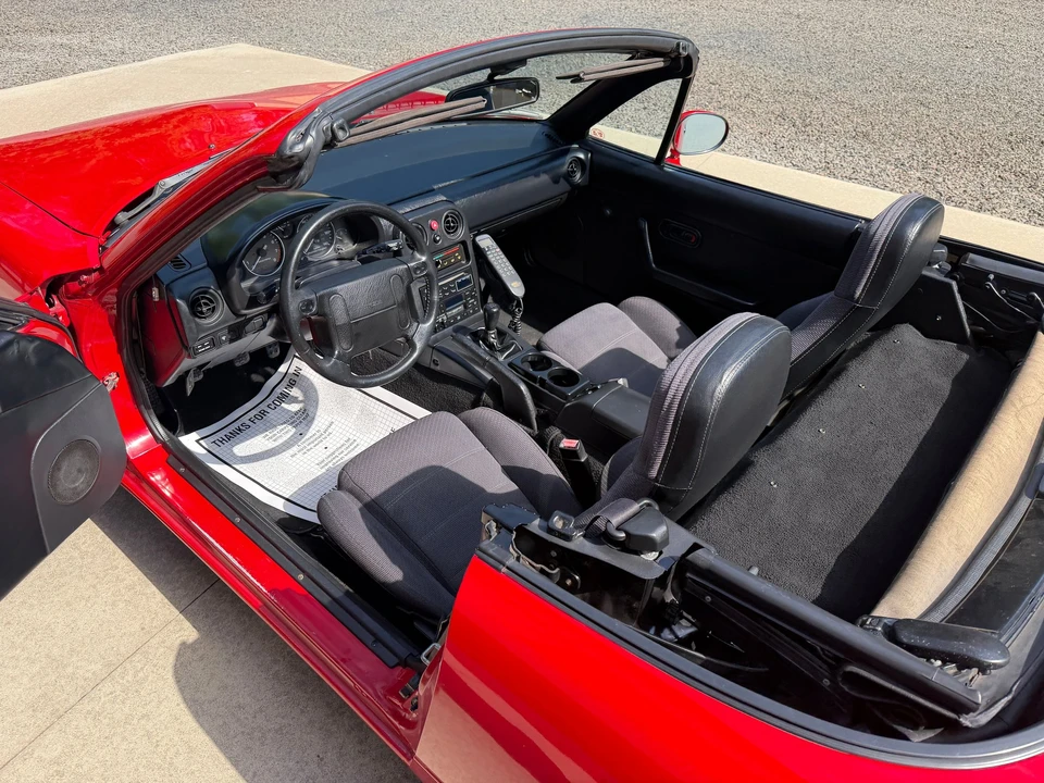 1992 Mazda NA MX-5 Miata - Image 22 of 31