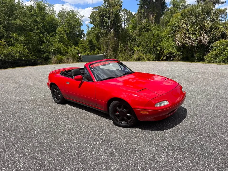 1992 Mazda NA MX-5 Miata - Image 3 of 10