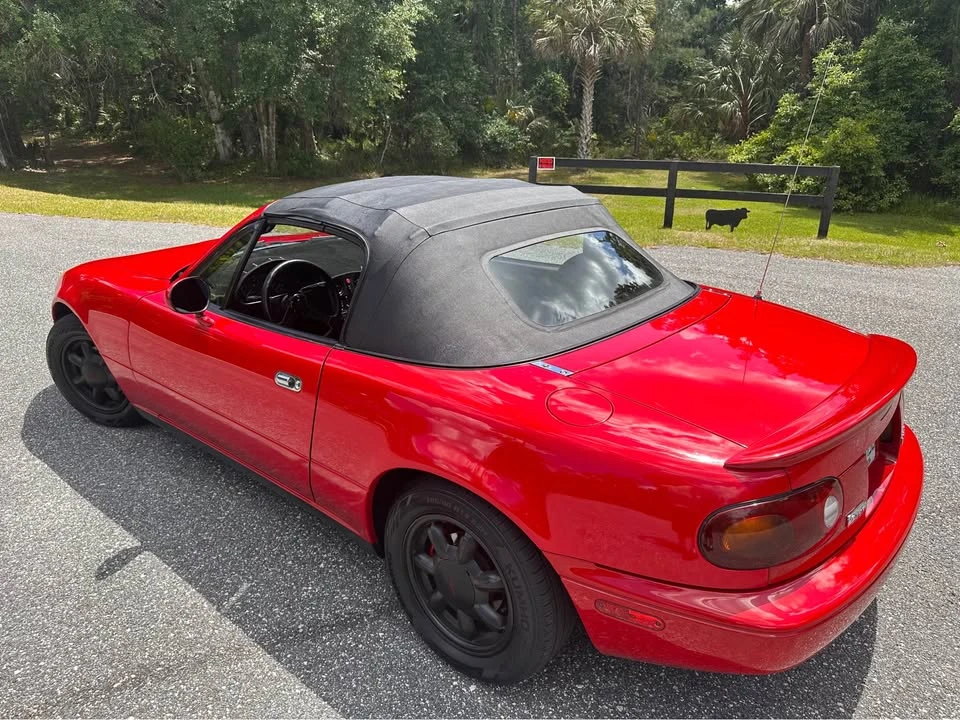 1992 Mazda NA MX-5 Miata - Image 9 of 10