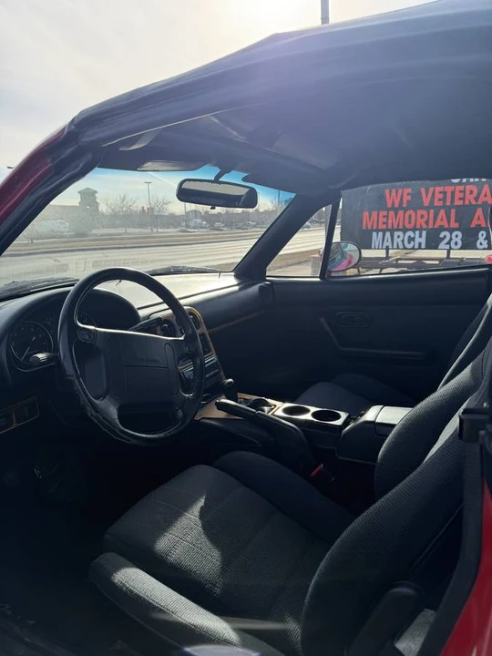 1992 Mazda NA MX-5 Miata - Image 7 of 12