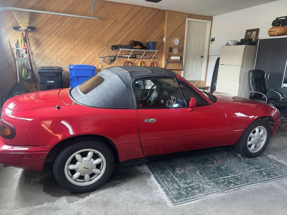 1992 Mazda NA MX-5 Miata - Image 10 of 12