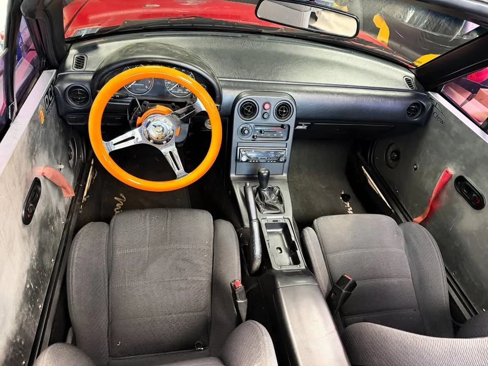 1992 Mazda NA MX-5 Miata - Image 11 of 20