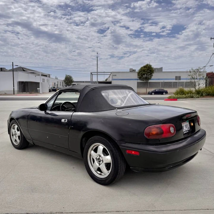 1992 Mazda NA MX-5 Miata - Image 7 of 19