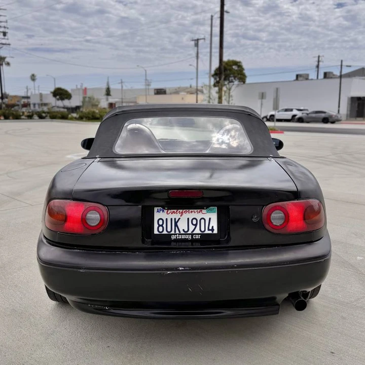 1992 Mazda NA MX-5 Miata - Image 6 of 19
