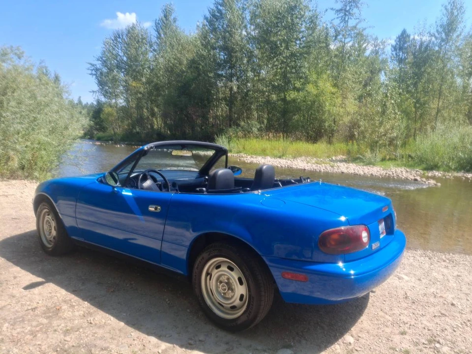 1992 Mazda NA MX-5 Miata - Image 2 of 22