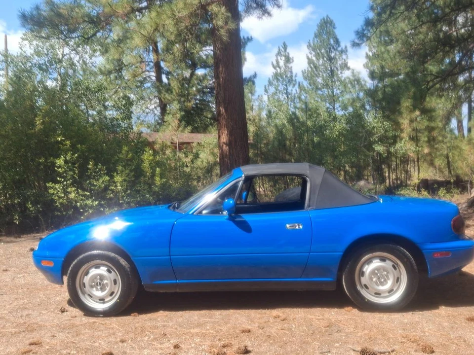 1992 Mazda NA MX-5 Miata - Image 15 of 22