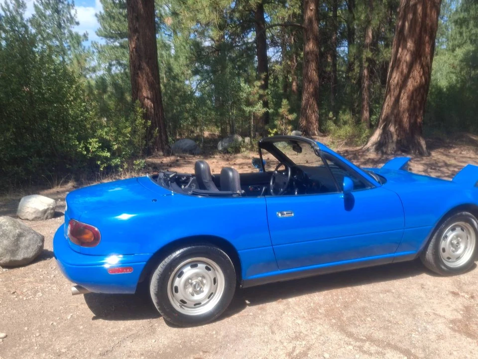 1992 Mazda NA MX-5 Miata - Image 6 of 22