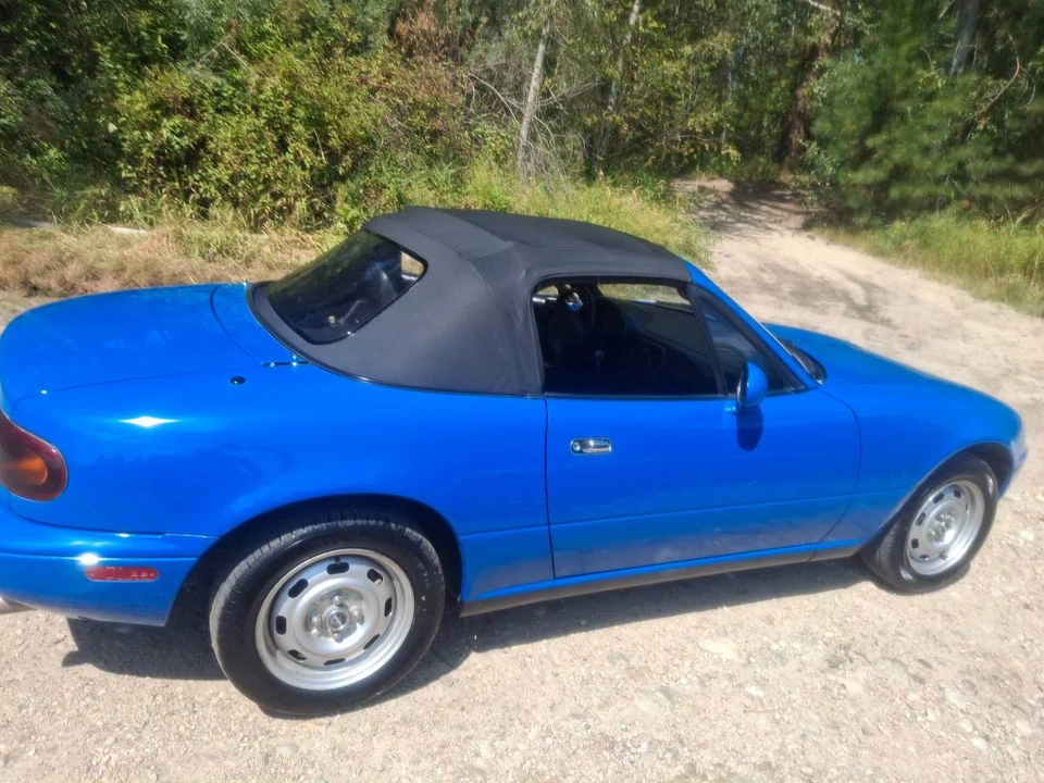 1992 Mazda NA MX-5 Miata - Image 19 of 22