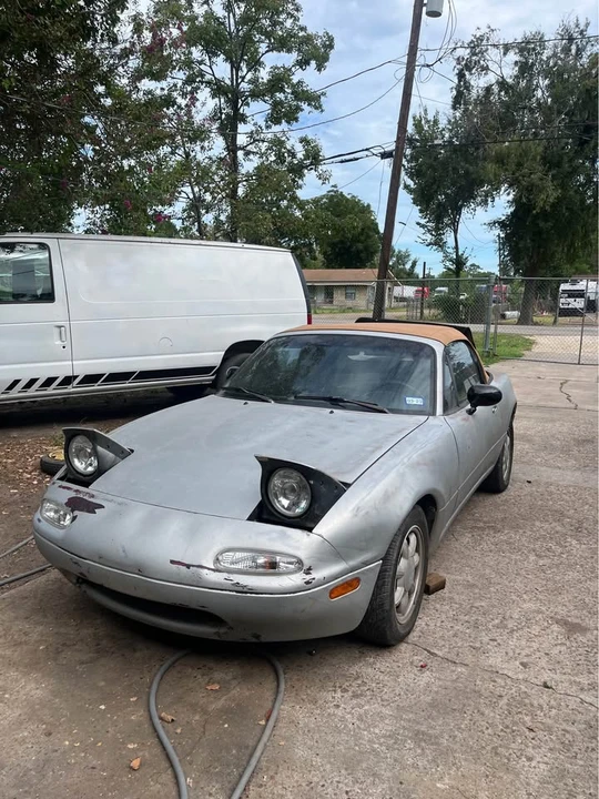 1992 Mazda NA MX-5 Miata - Image 2 of 9