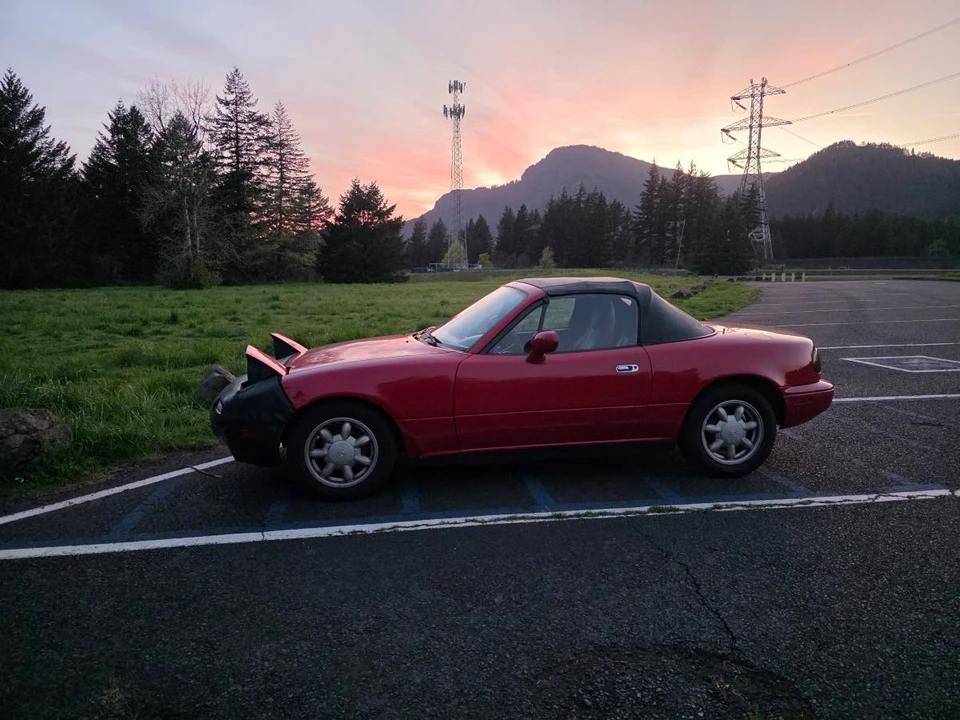 1992 Mazda NA MX-5 Miata - Image 2 of 14