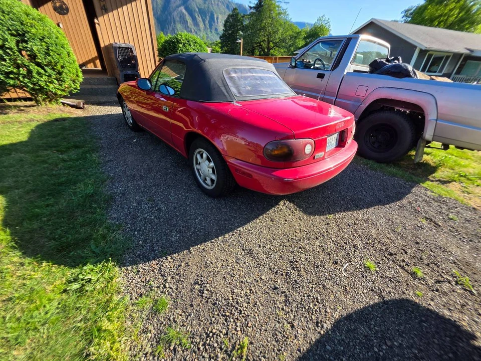 1992 Mazda NA MX-5 Miata - Image 5 of 14