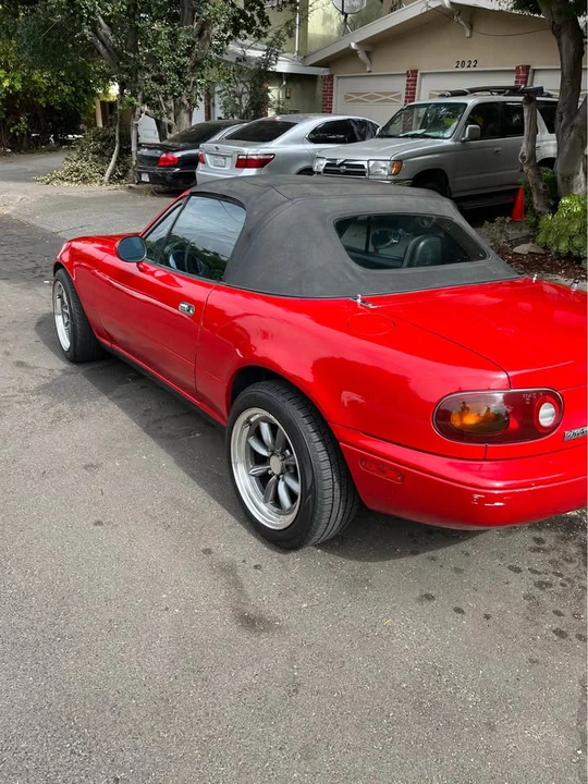 1992 Mazda NA MX-5 Miata - Image 6 of 19