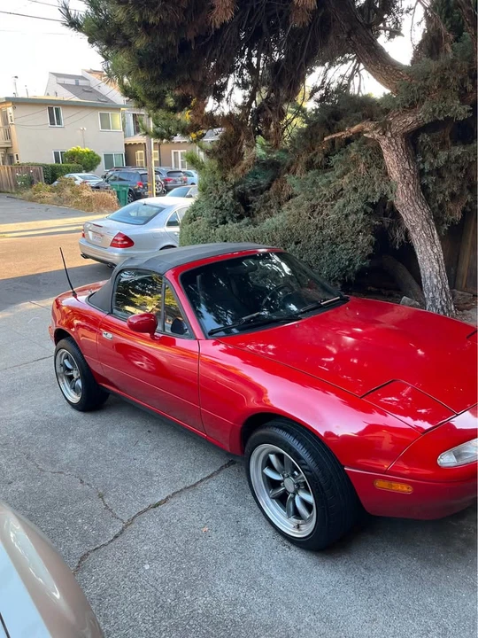 1992 Mazda NA MX-5 Miata - Image 11 of 19