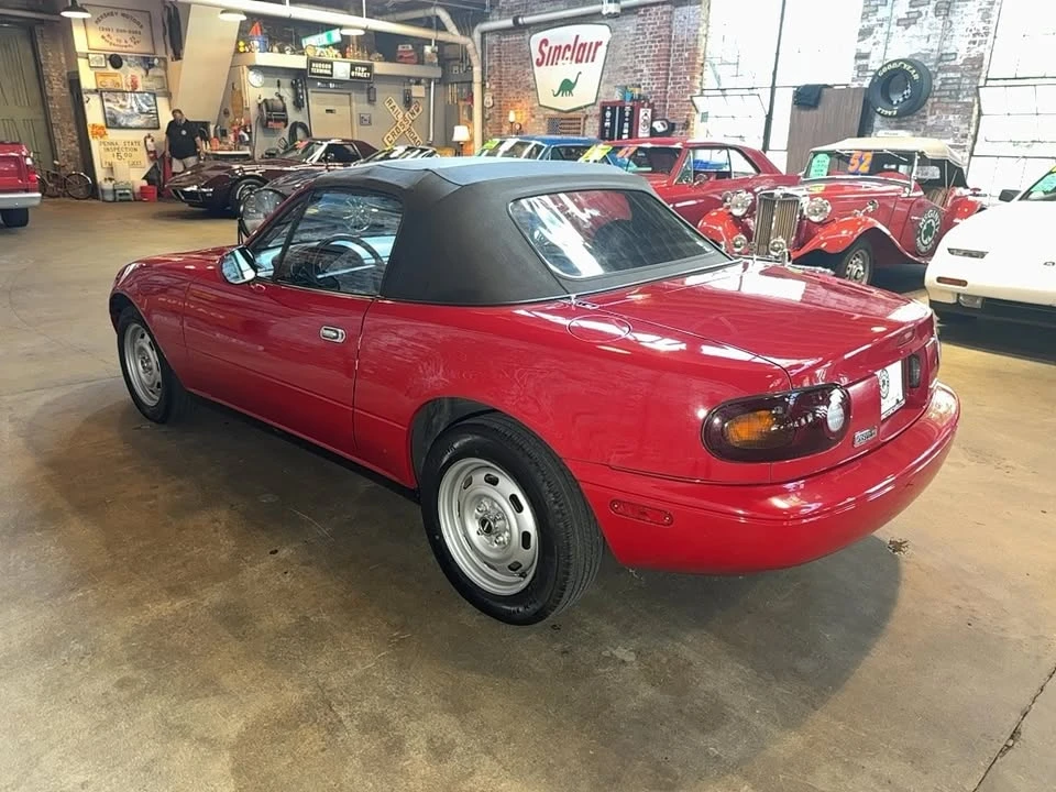 1992 Mazda NA MX-5 Miata - Image 5 of 20