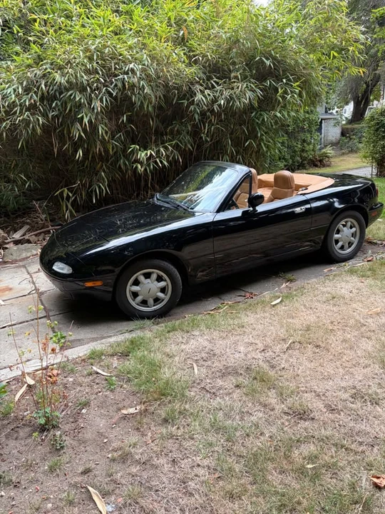 1992 Mazda NA MX-5 Miata - Image 6 of 11