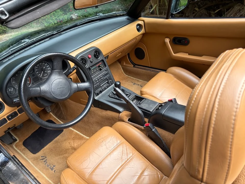 1992 Mazda NA MX-5 Miata - Image 7 of 11