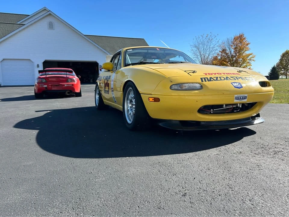 1992 Mazda NA MX-5 Miata - Image 9 of 10