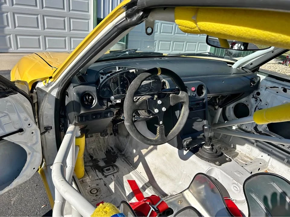 1992 Mazda NA MX-5 Miata - Image 2 of 10