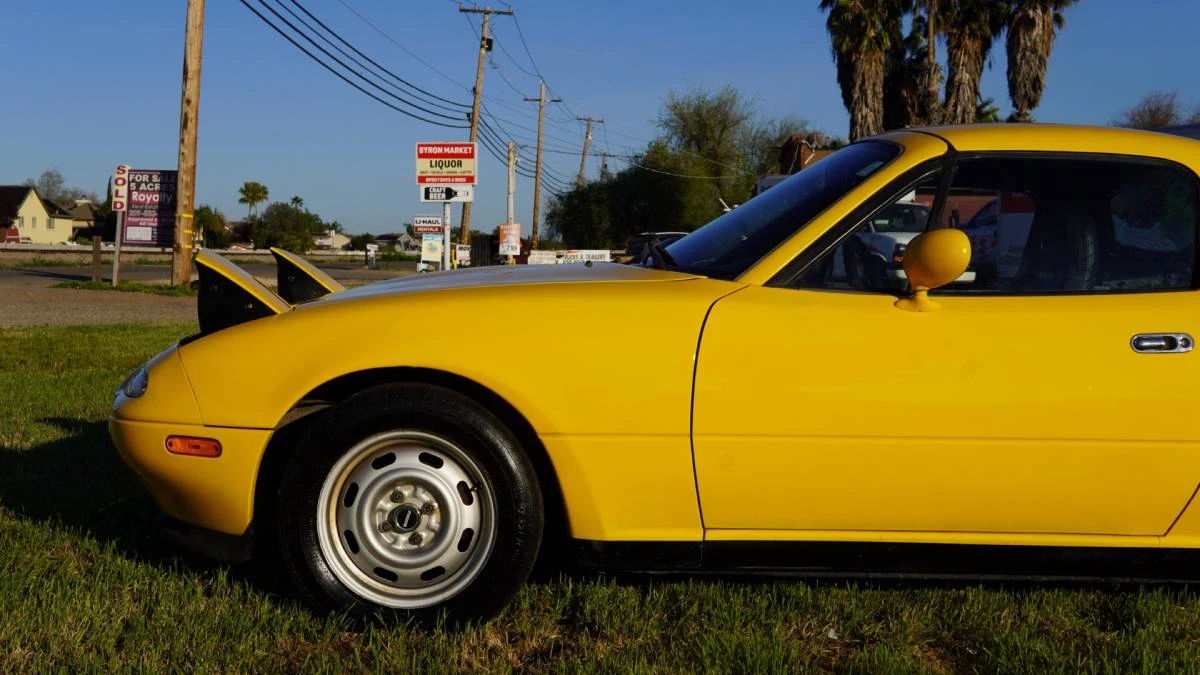 1992 Mazda NA MX-5 Miata - Image 6 of 14