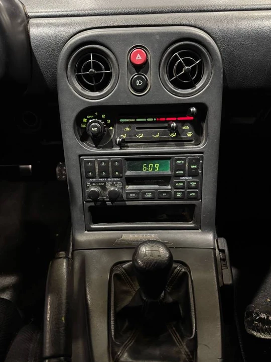 1992 Mazda NA MX-5 Miata - Image 16 of 16