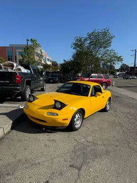 1992 Mazda MX-5 Miata Sunburst Yellow