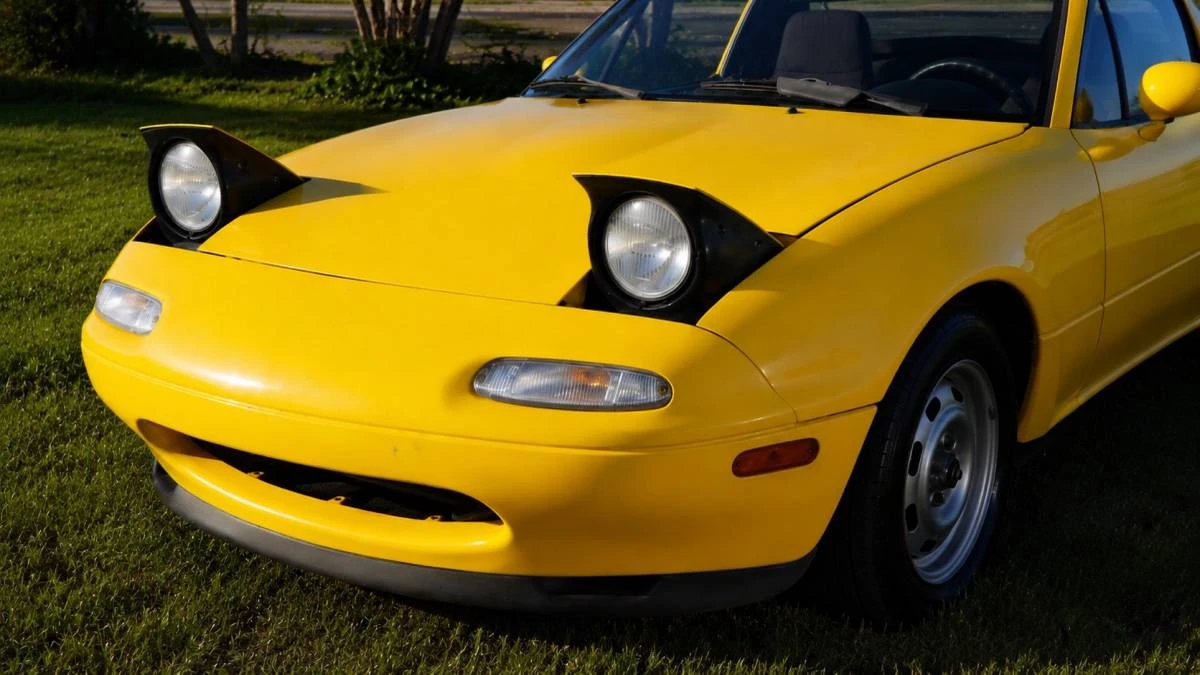 1992 Mazda NA MX-5 Miata - Image 9 of 14