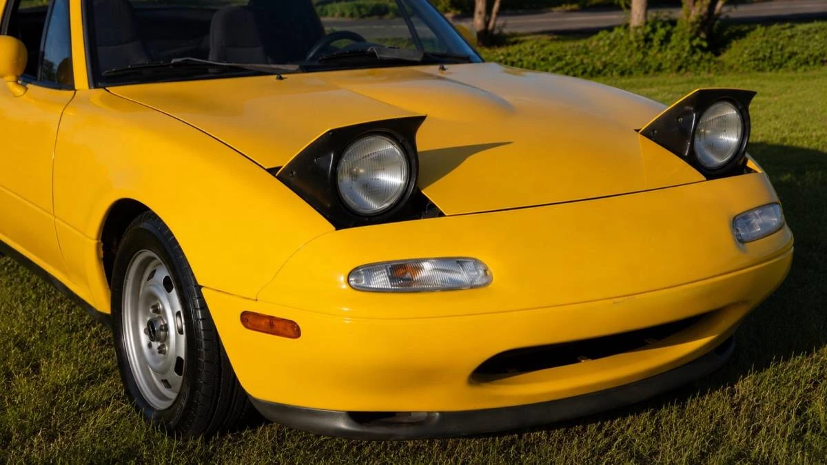 1992 Mazda NA MX-5 Miata - Image 4 of 16