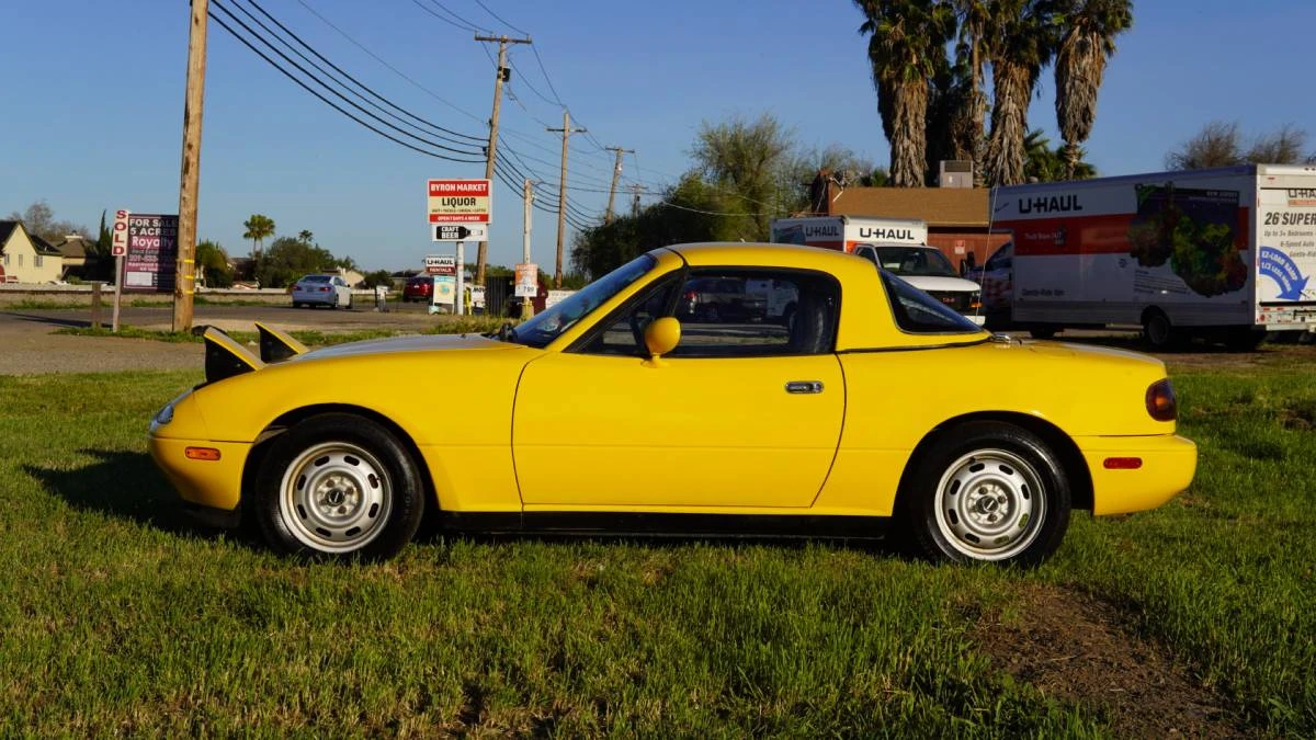 1992 Mazda NA MX-5 Miata - Image 7 of 16