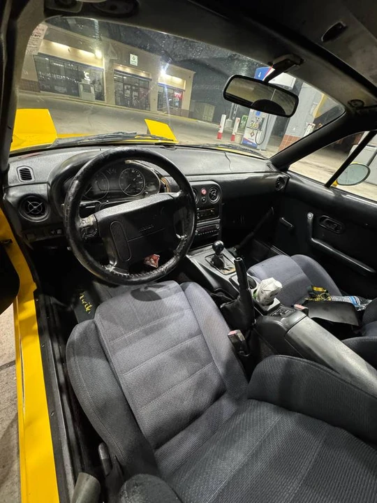 1992 Mazda NA MX-5 Miata - Image 14 of 14