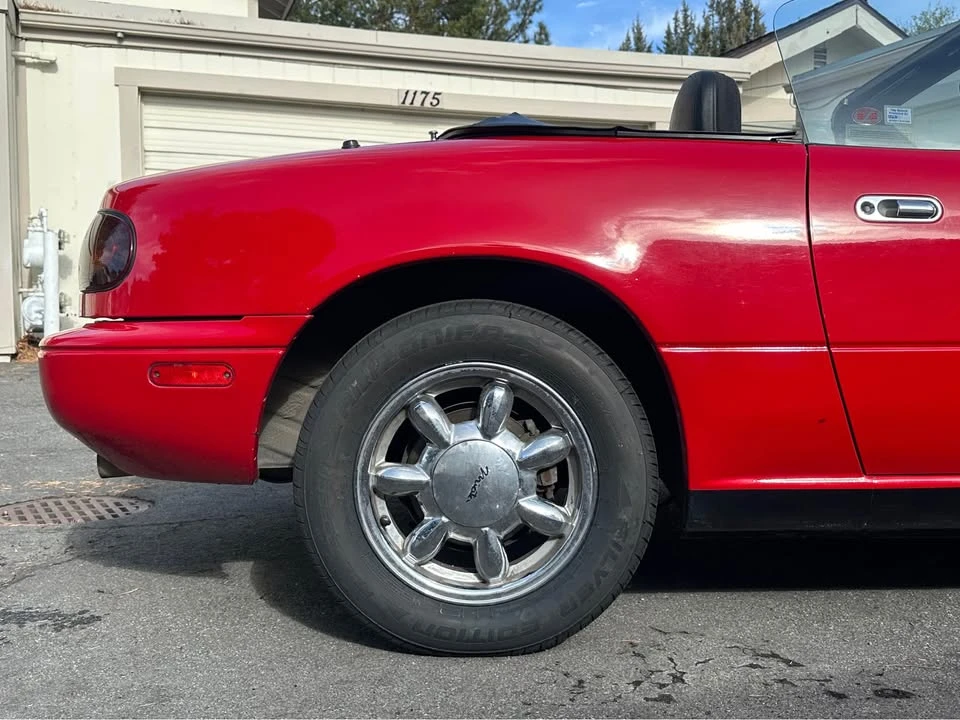 1992 Mazda NA MX-5 Miata - Image 5 of 8