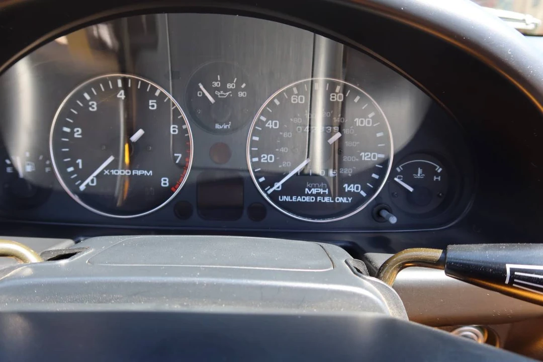 1992 Mazda NA MX-5 Miata - Image 9 of 19