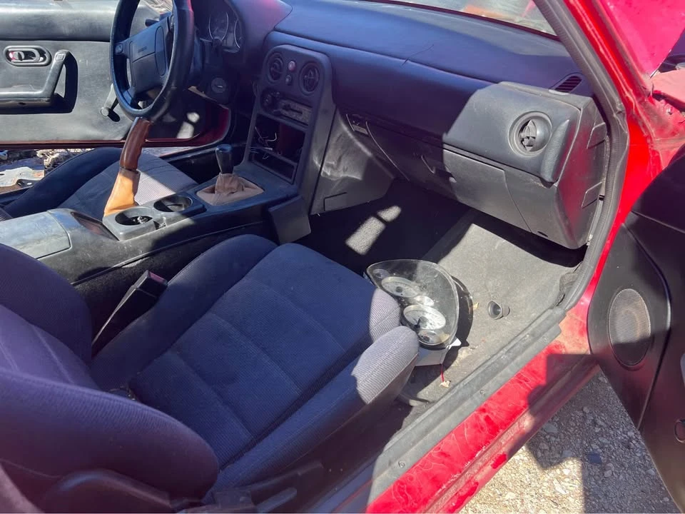 1992 Mazda NA MX-5 Miata - Image 6 of 9