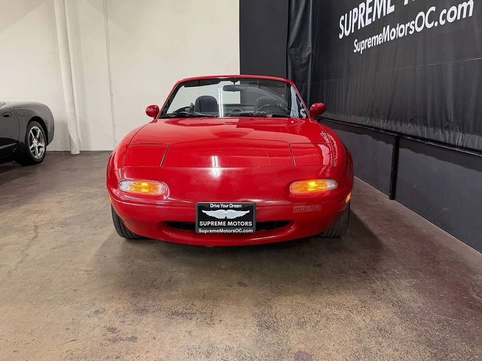 1992 Mazda NA MX-5 Miata - Image 9 of 12