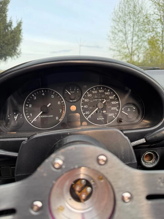 1992 Mazda NA MX-5 Miata - Image 6 of 8
