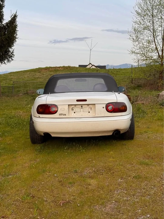 1992 Mazda NA MX-5 Miata - Image 4 of 8