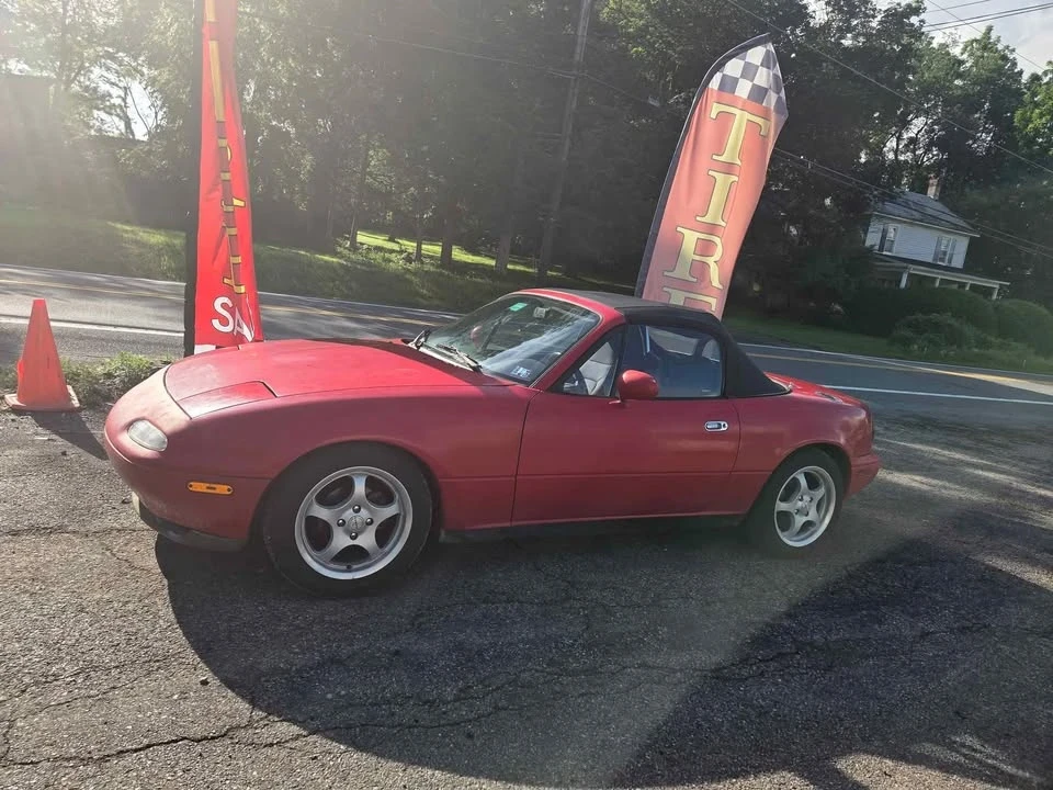 1992 Mazda NA MX-5 Miata - Image 2 of 9