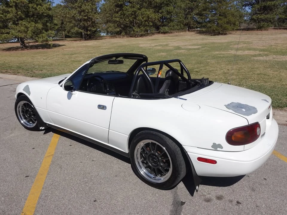 1992 Mazda NA MX-5 Miata - Image 5 of 19