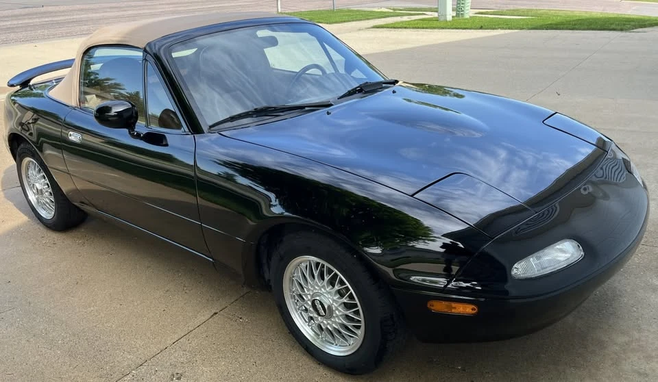 1992 Mazda NA MX-5 Miata - Image 6 of 20
