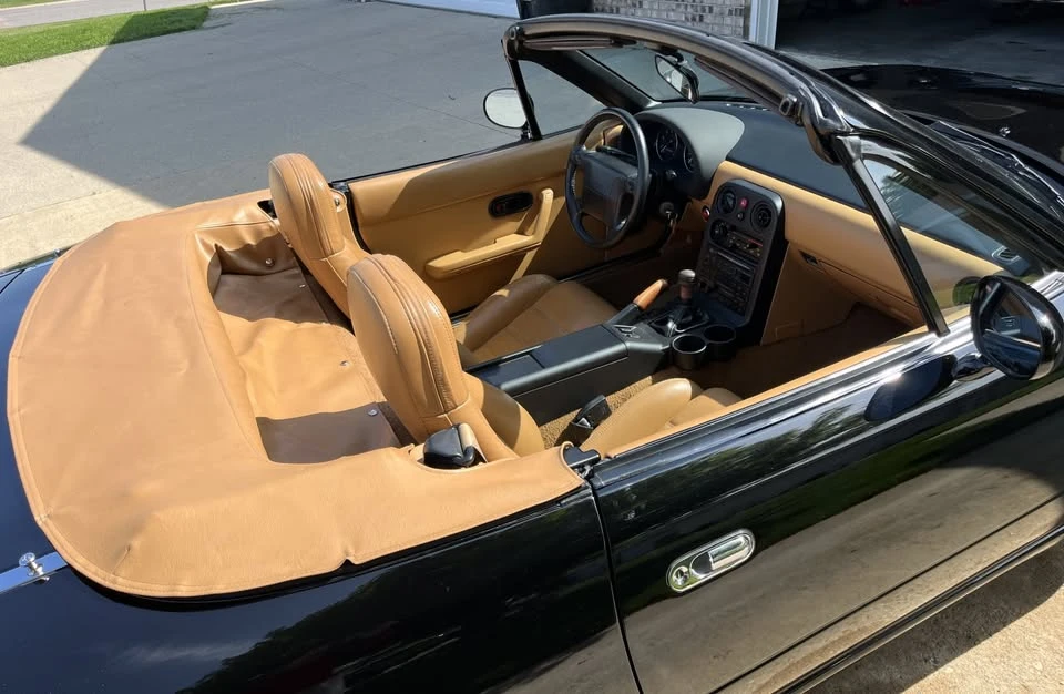 1992 Mazda NA MX-5 Miata - Image 10 of 20