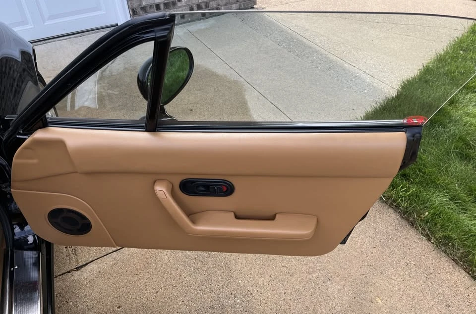 1992 Mazda NA MX-5 Miata - Image 14 of 20