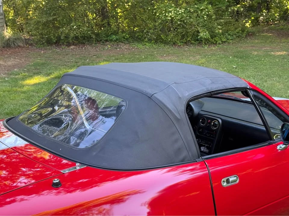 1992 Mazda NA MX-5 Miata - Image 5 of 9
