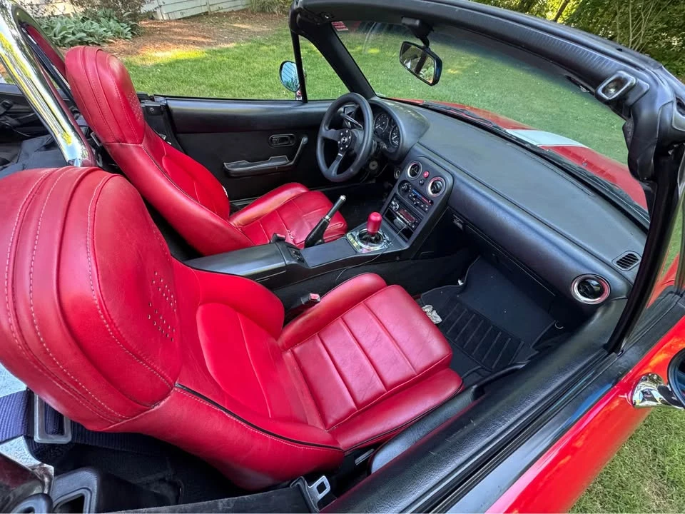 1992 Mazda NA MX-5 Miata - Image 6 of 9
