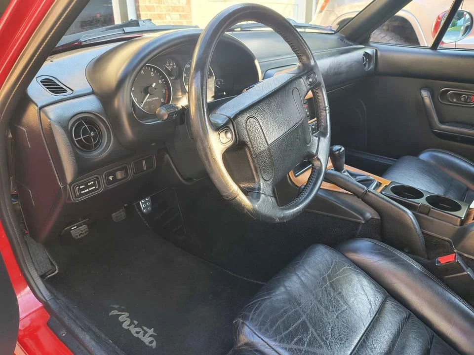 1992 Mazda NA MX-5 Miata - Image 8 of 8