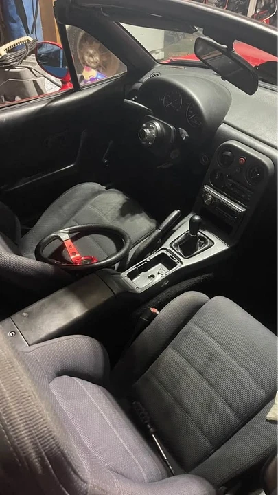 1992 Mazda NA MX-5 Miata - Image 6 of 11